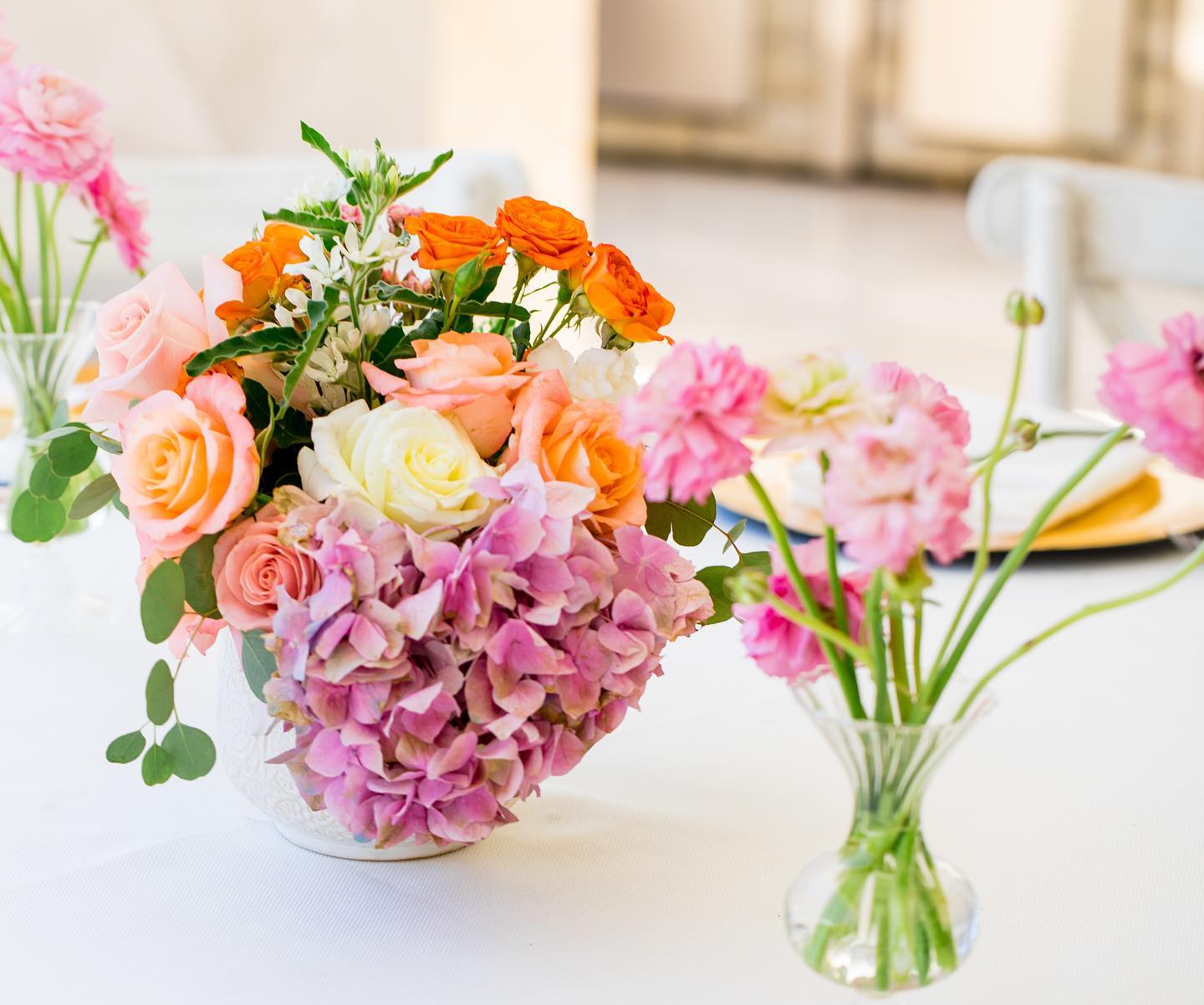 pink and orange floral centerpieces